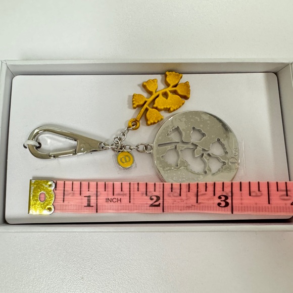 DIOR LILY OF THE VALLEY KEY HOLDER CHAIN - Picture 8 of 9